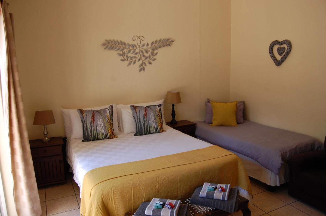 Evergreen Guesthouse อัพพิงตัน ภายนอก รูปภาพ